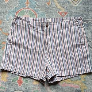 Gap striped 97% cotton shorts, preppy, striped, casual, comfortable. Size 14